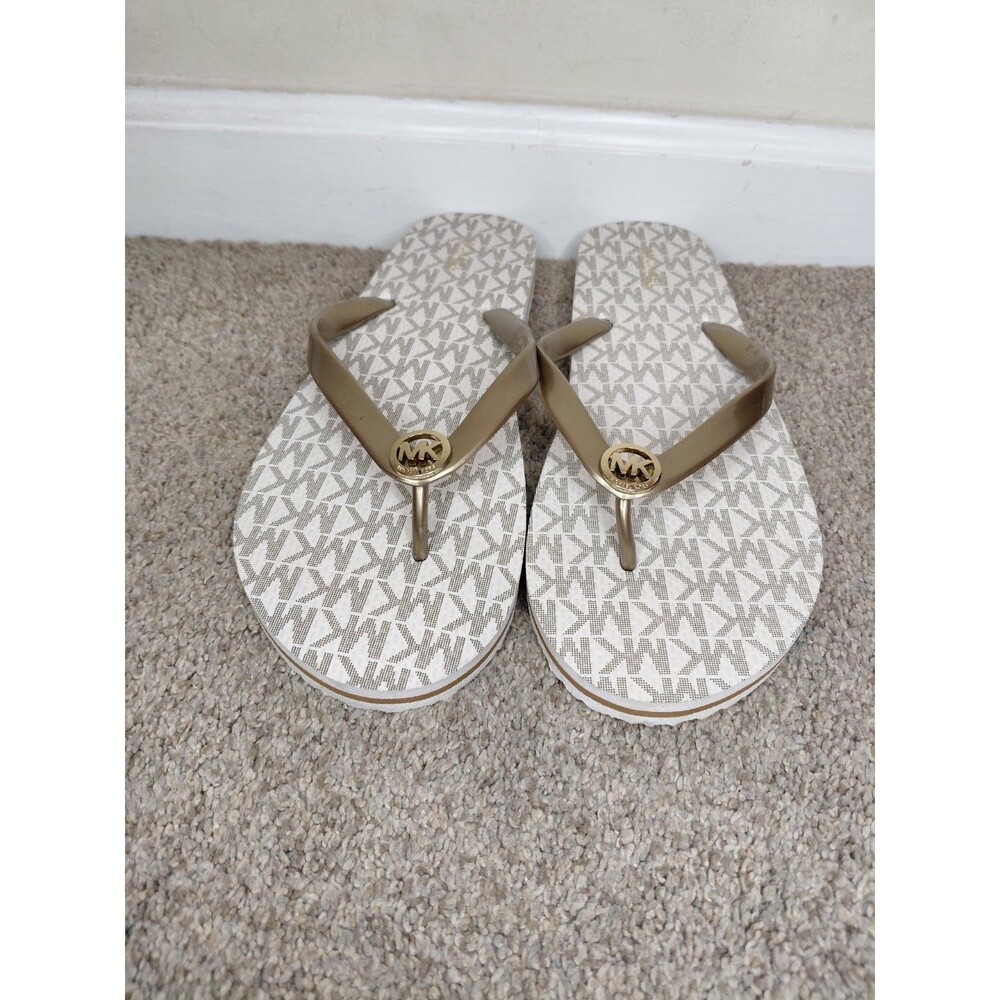 Michael Kors Women’s Cream and Gold Flip Flops Size 10M - Picture 10 of 10
